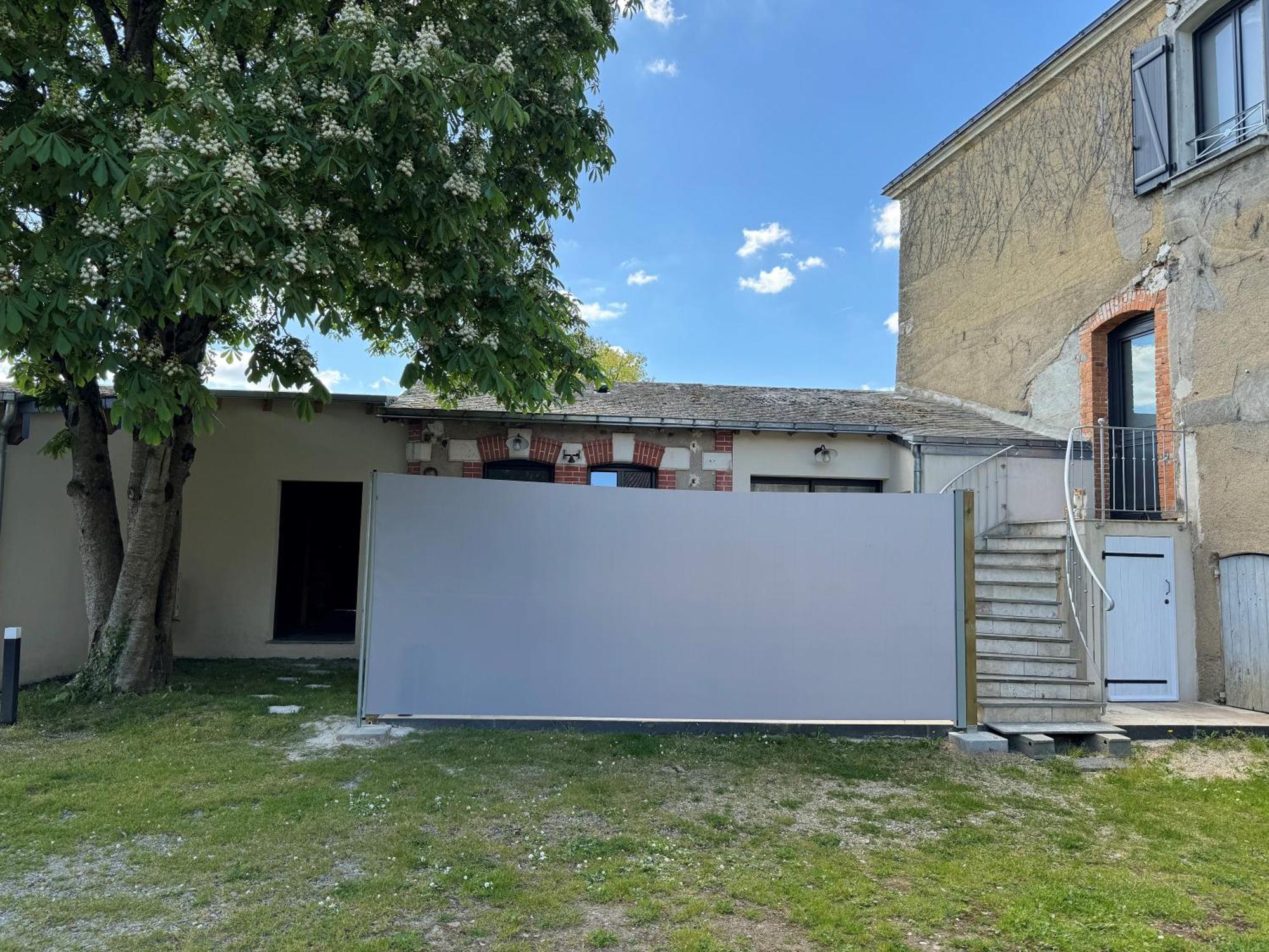 Petit Gite Avec Terrasse Thouarce Luaran gambar